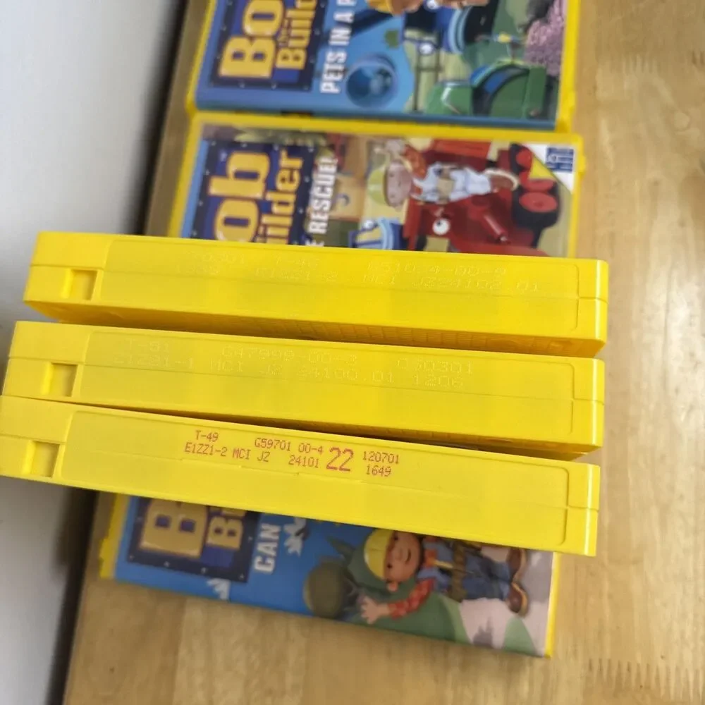 Bob the Builder VHS Tapes Lot Of 3 To The Rescue Pets In A Pickle, Can We Fix It - Picture 8 of 9